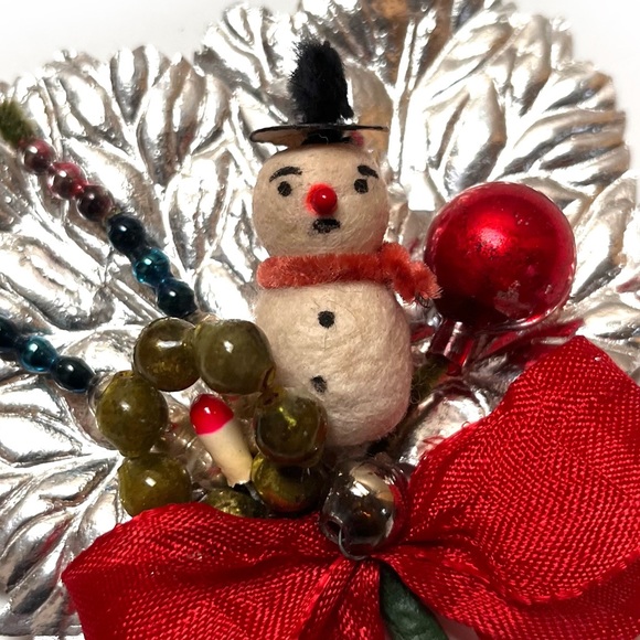 Vintage Christmas Corsage Spun Cotton Snowman Mercury Glass Beads - Picture 3 of 3